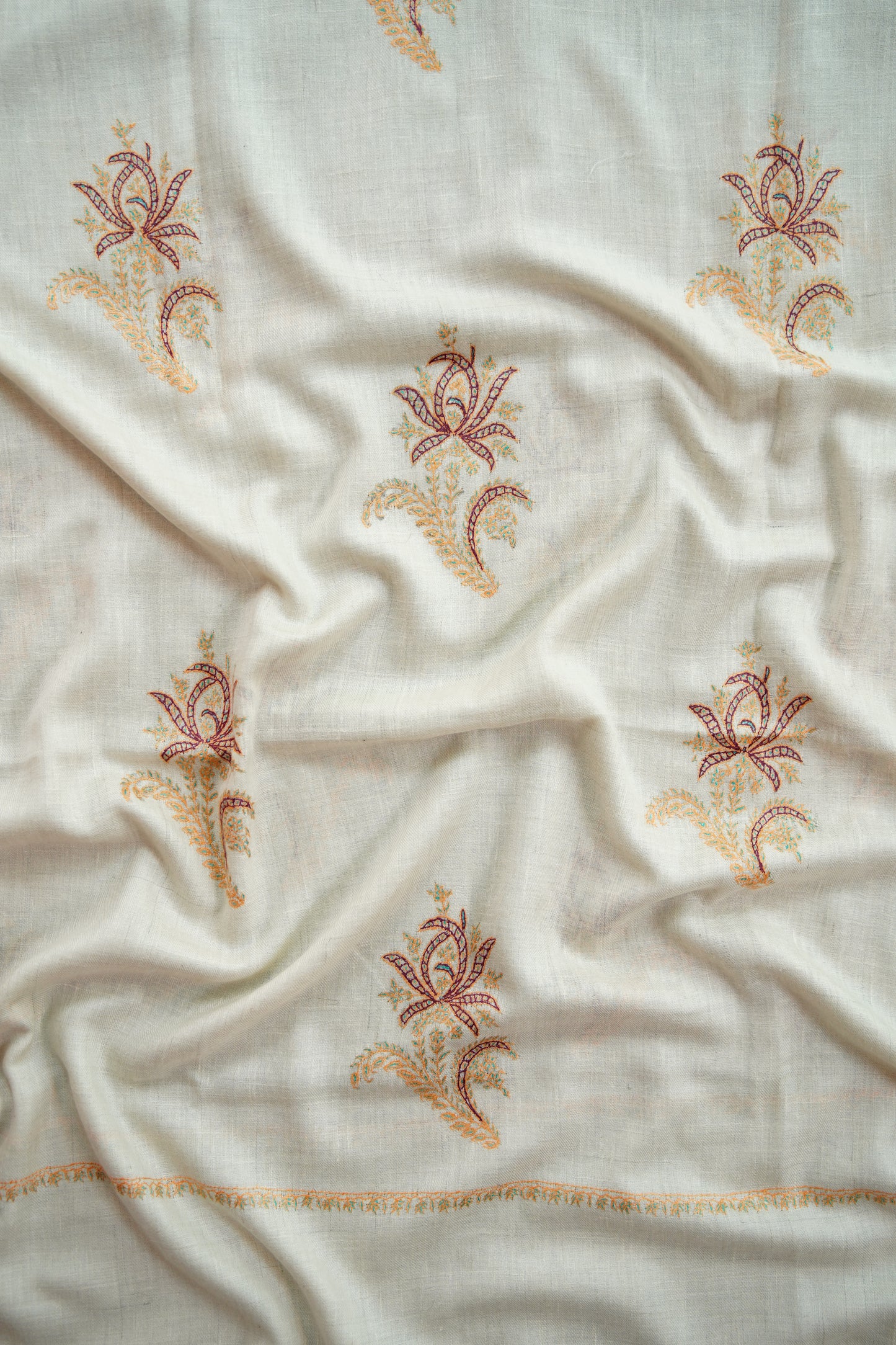 white GI butis embroidery pashmina shawl 9945