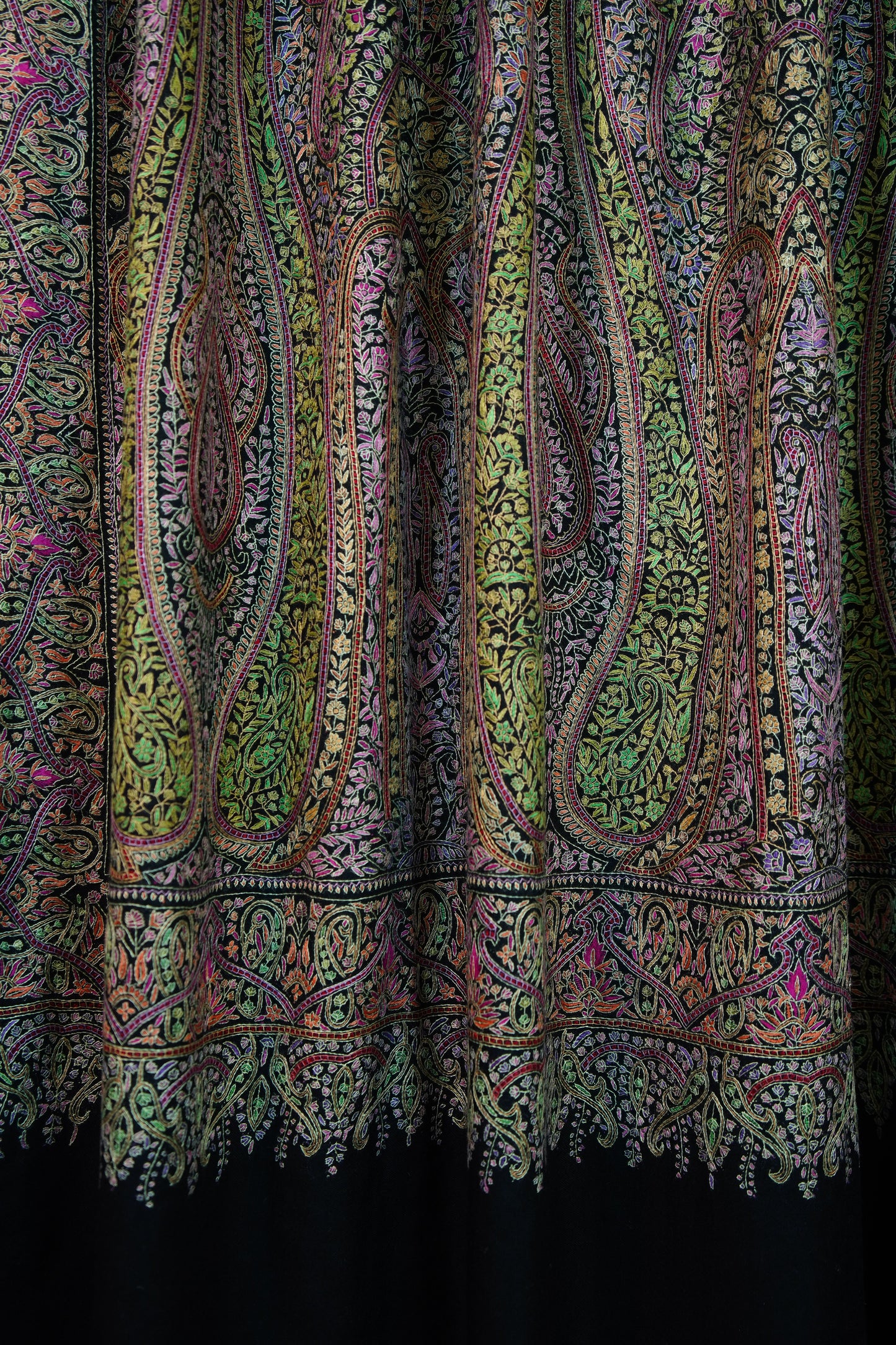black XL GI embroidery pashmina shawl 9964