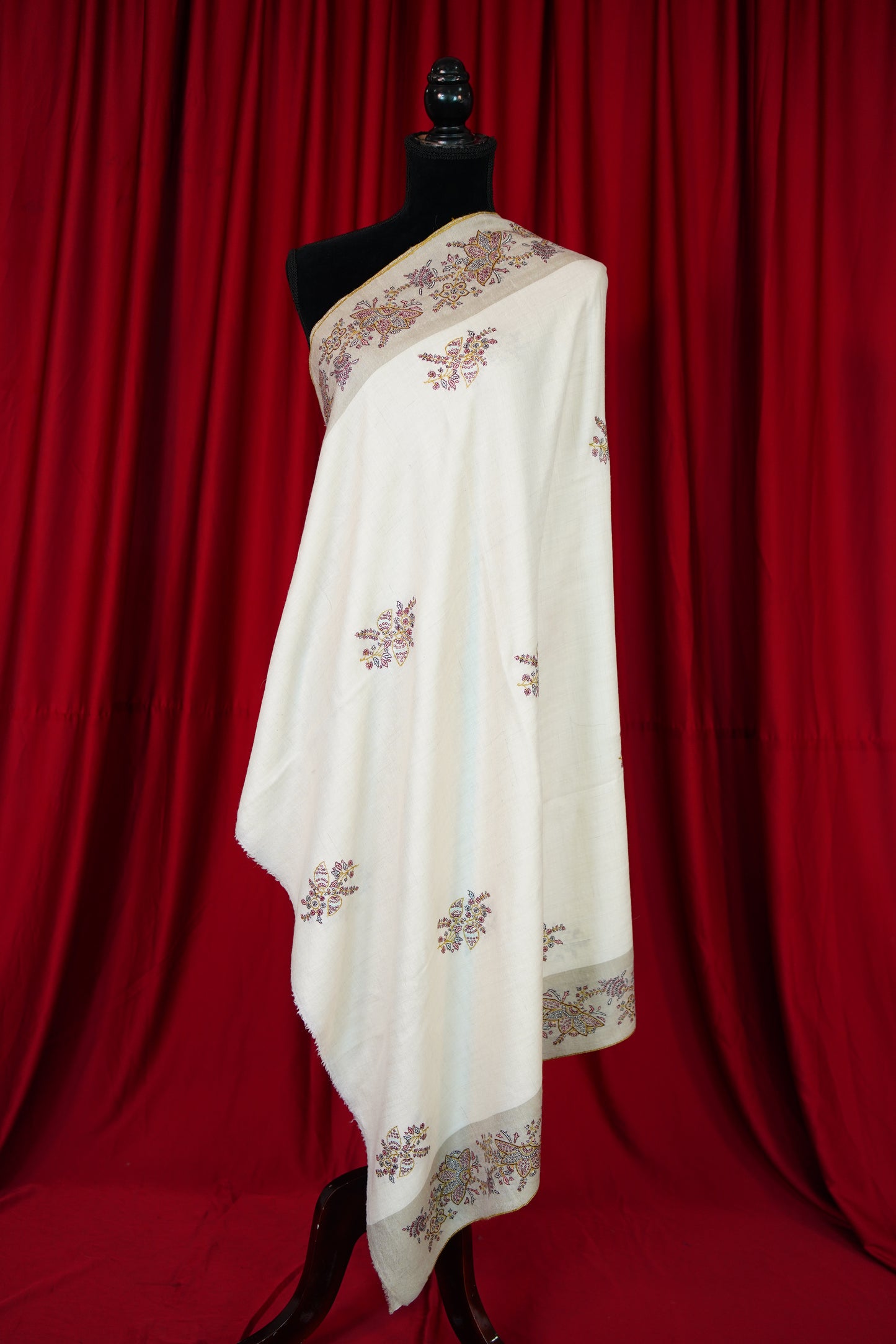 white GI butis embroidery pashmina shawl 9970