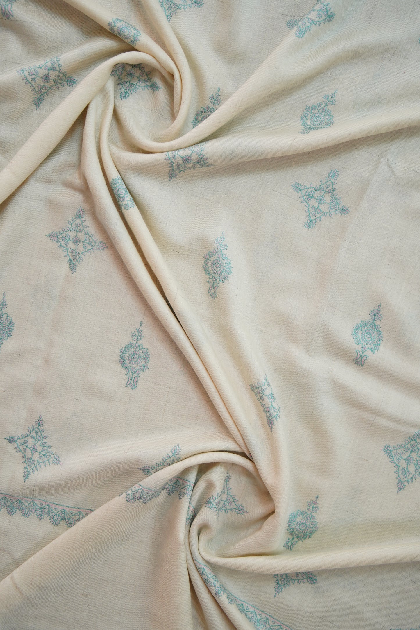 white GI butis embroidery pashmina shawl 9985