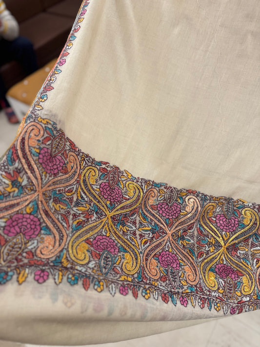 Pashmima Off white shawl
