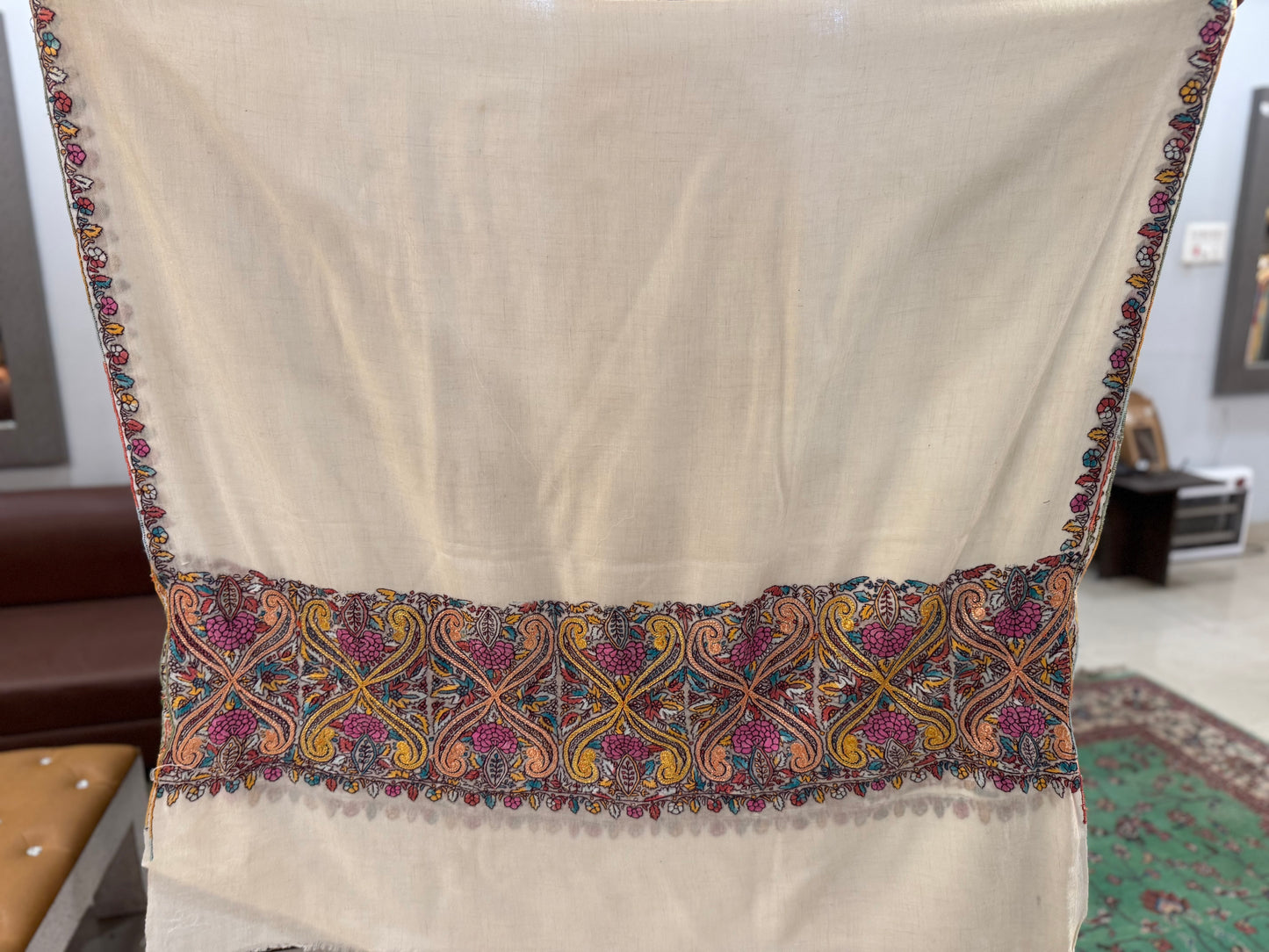 Pashmima Off white shawl