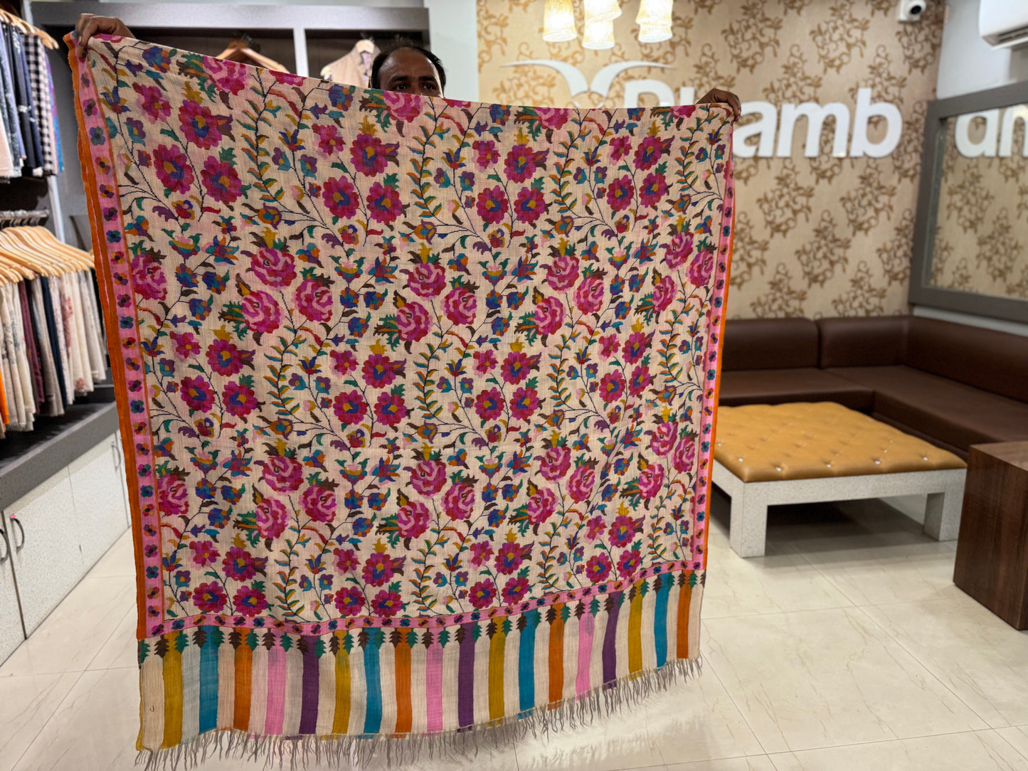 xL size kani woven offwhite shawl